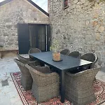 Espinosa Villa
