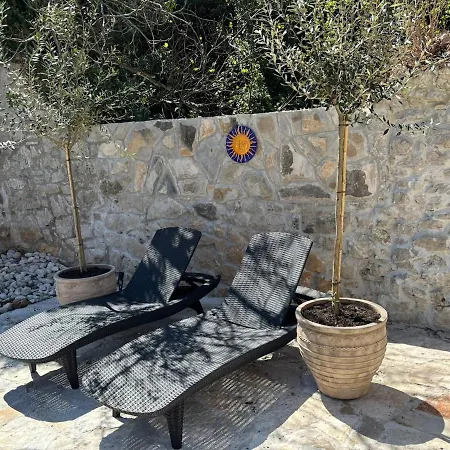 Espinosa Villa Pridvorci