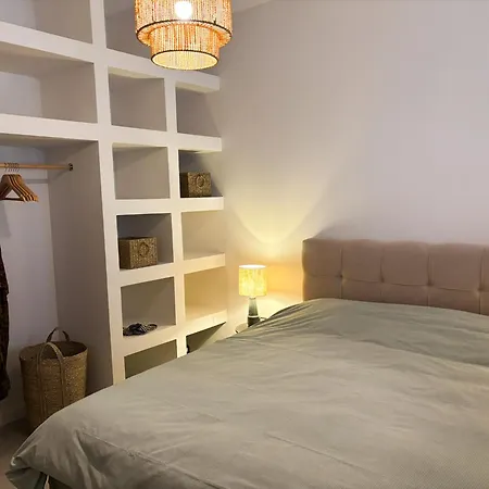 Espinosa Villa *